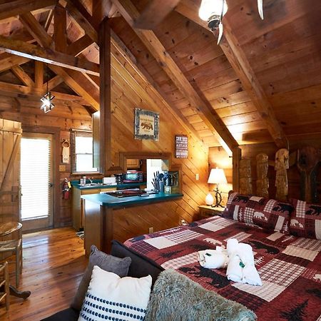 Gatlinburg Area Hottub Cabin - Ladyslipper Сивиървил Екстериор снимка