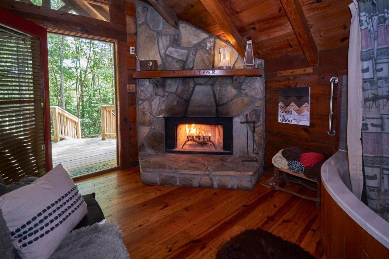 Gatlinburg Area Hottub Cabin - Ladyslipper Сивиървил Екстериор снимка