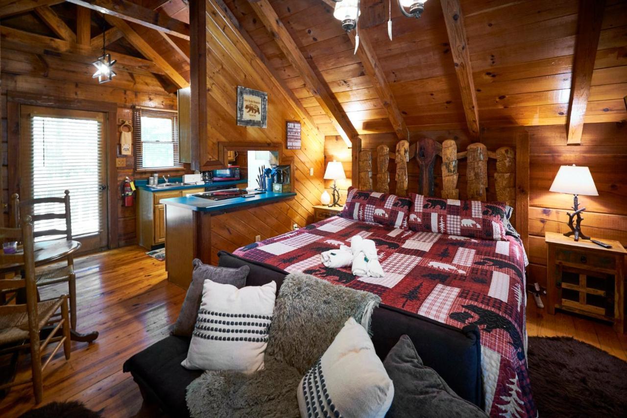 Gatlinburg Area Hottub Cabin - Ladyslipper Сивиървил Екстериор снимка